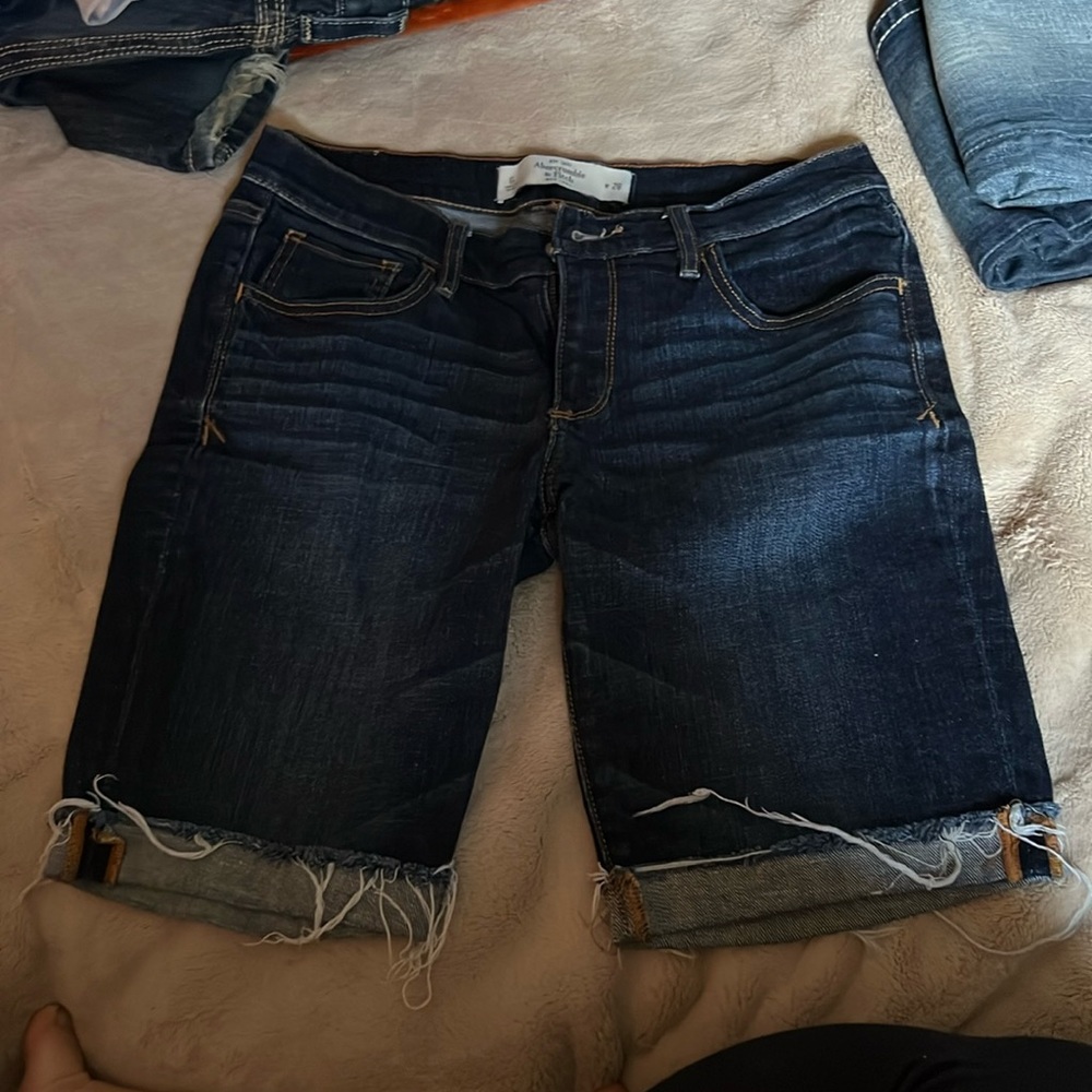 Abercrombie and Fitch Bermuda shorts size 28